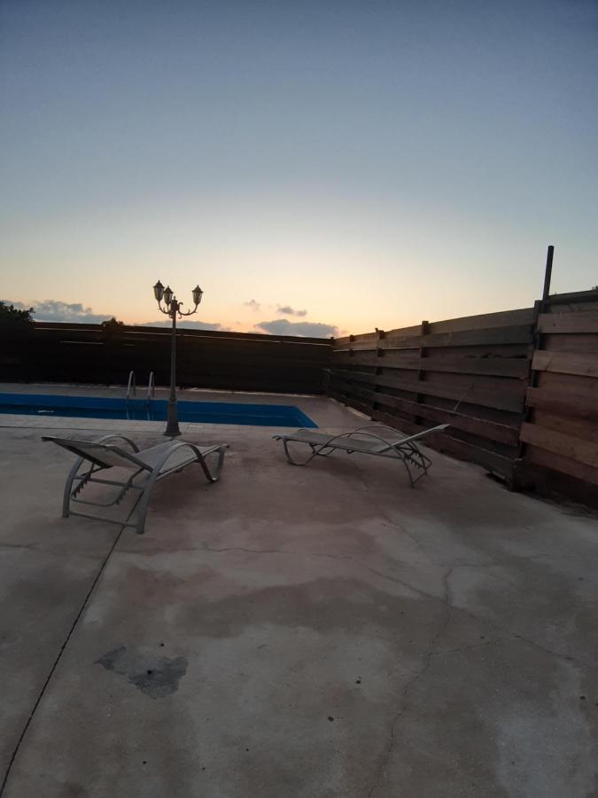 Paphos Sunset Villa מראה חיצוני תמונה