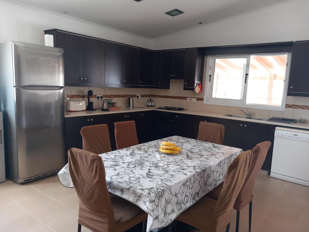 Paphos Sunset Villa מראה חיצוני תמונה
